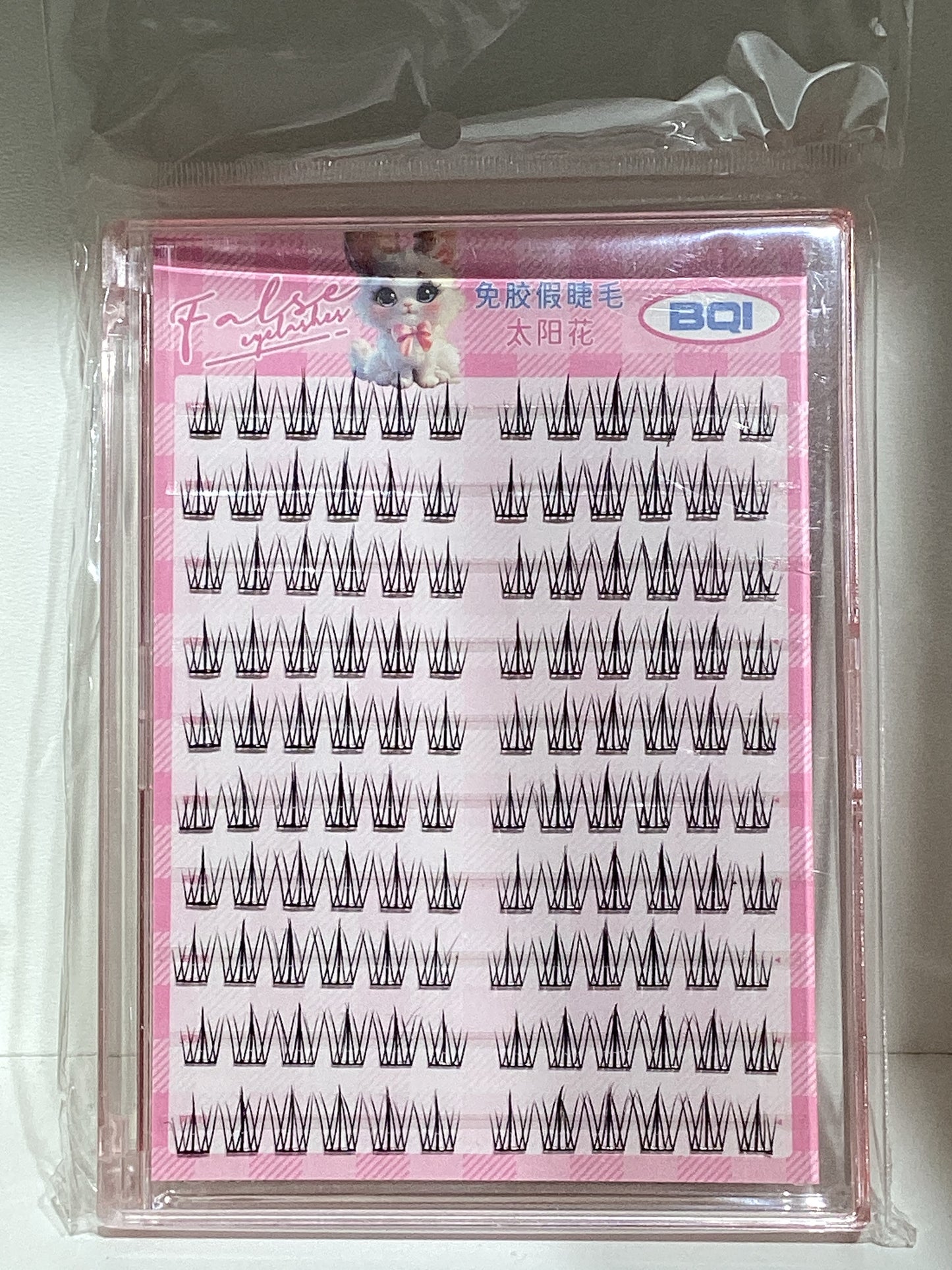 False eyelashes
