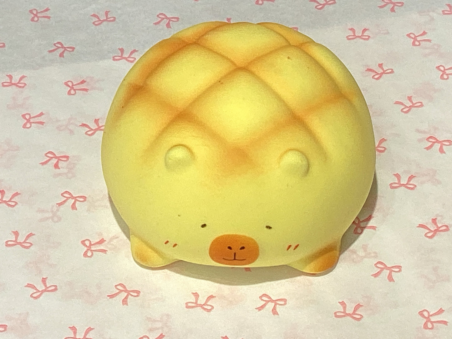 Happy Bread Slow Squish